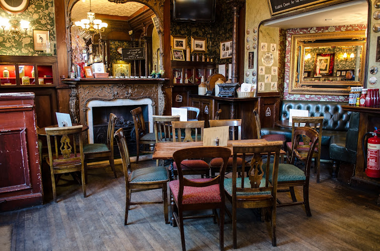 The Victoria, Paddington — London