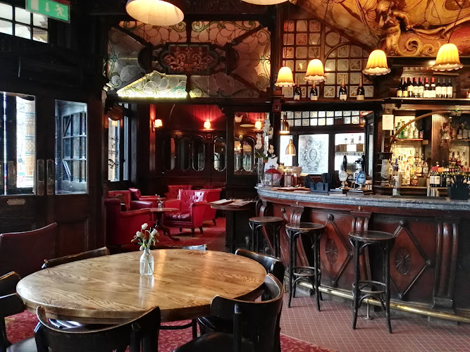 The Warrington Hotel