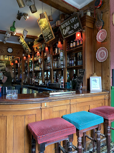 The Warwick Arms
