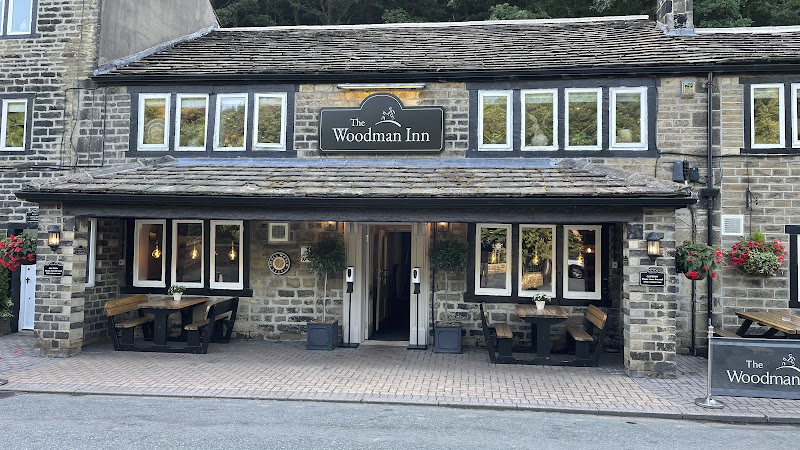 The Woodman Inn, Thunder Bridge