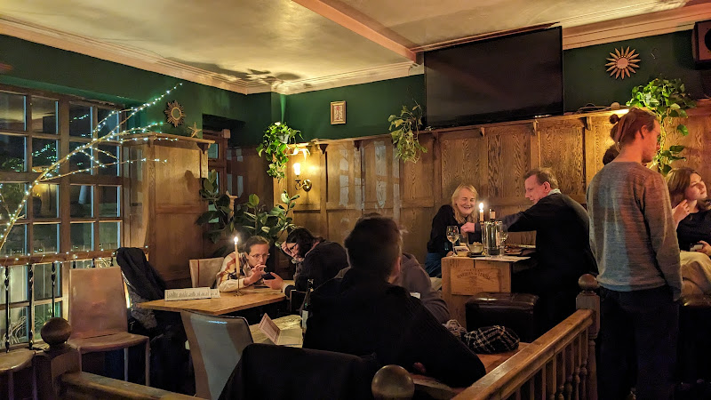 Thornbury Castle — London