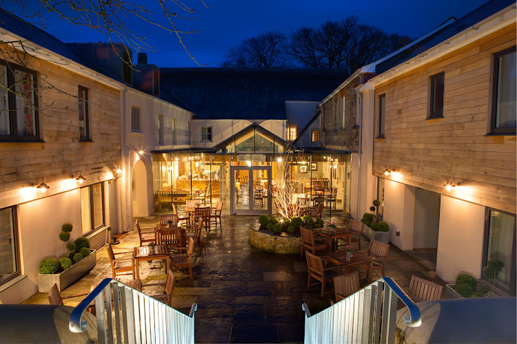 Three Crowns chagford
