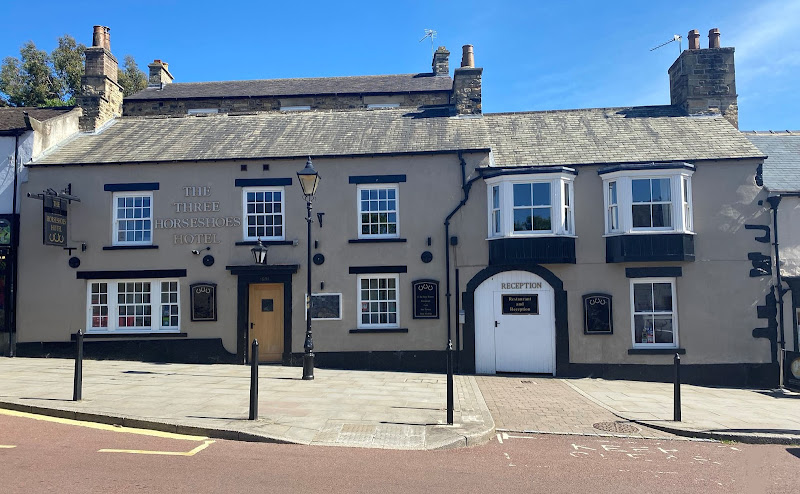 Three Horseshoes Hotel