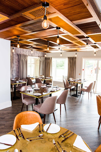 Three Lakes Restaurant