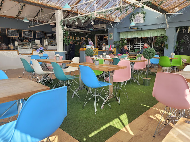 Thurlaston Garden Centre — Leicester