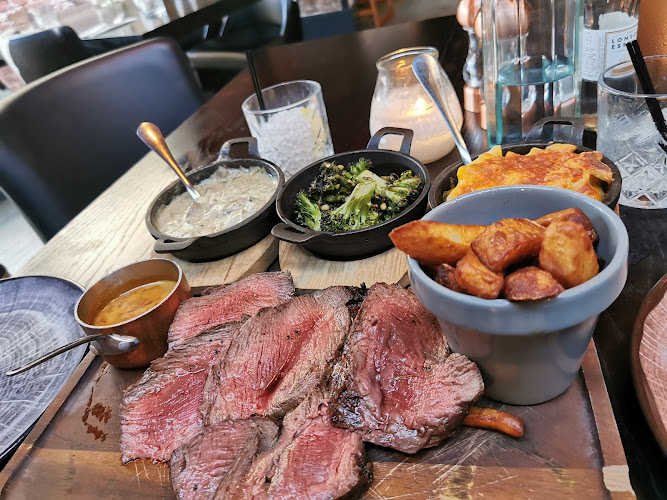 Tomahawk Steakhouse
