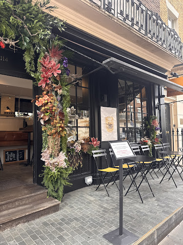 Tomtom Coffee House