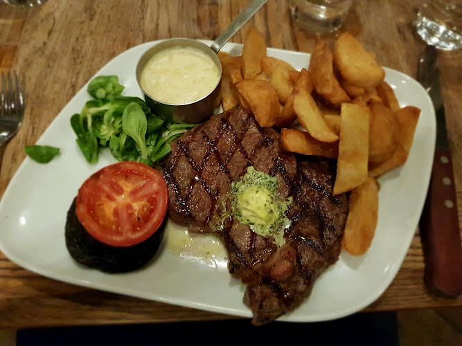 Turpins Bar & Grill