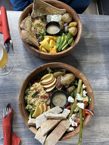 Twists Bistro — Plymouth