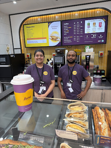 Upper Crust Victoria Station