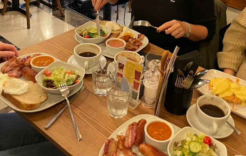 Urban Cafe & Bistro