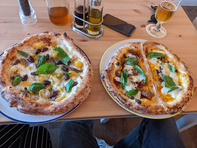 Ventisei Pizzeria Napoletana