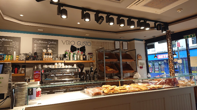 Vero Gusto - Italian Bakery and More...