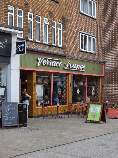 Verraco Lounge