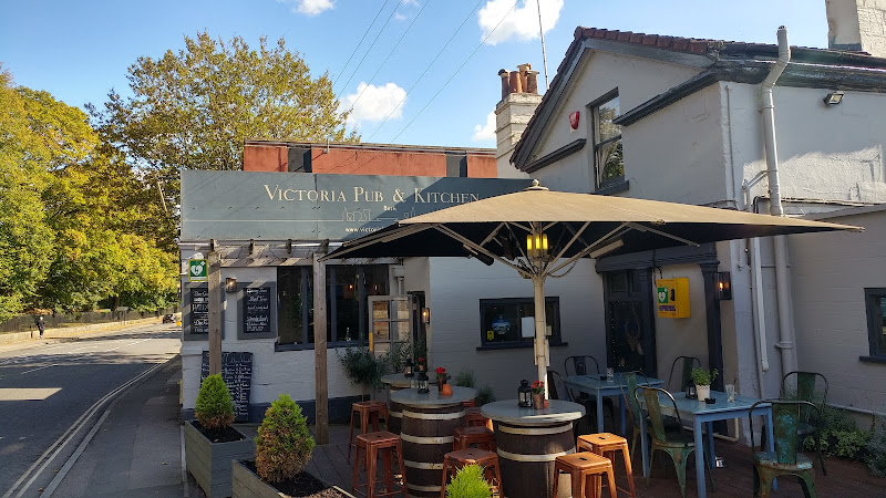 Victoria Pub & Kitchen