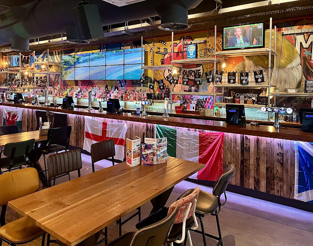 Walkabout - Glasgow — Glasgow