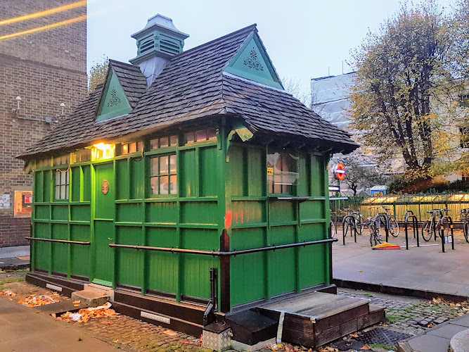 Warwick Avenue Cabmen's Shelter
