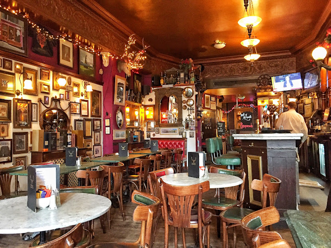 Whiski Bar & Restaurant