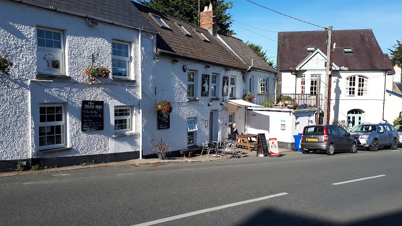 White Hart Community Inn