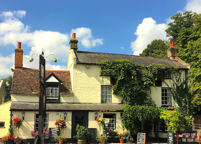 White Horse Exning — Newmarket