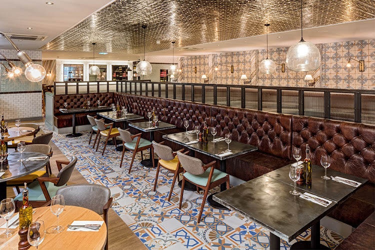 Wildwood Crawley Italian Restaurant | Pizza, Pasta & Grill