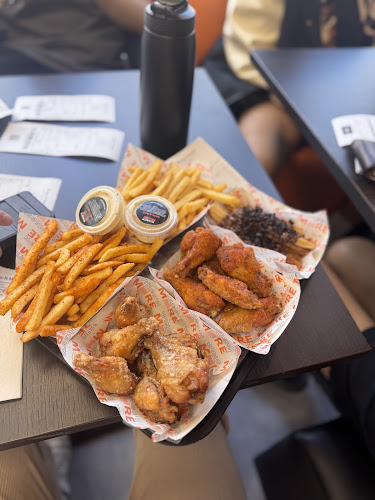 Wings'N More