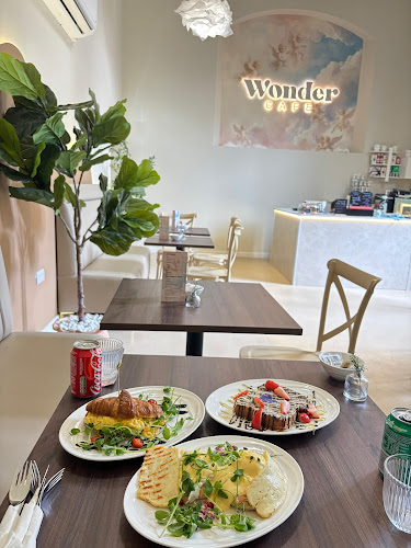 Wonder Cafe
