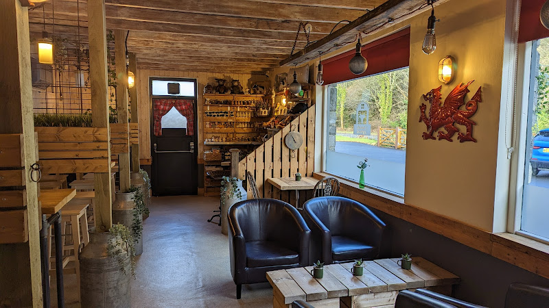 Y Beudy (The Cowshed) — Porthmadog