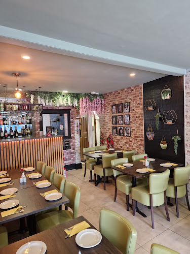 Yasmin Restaurant
