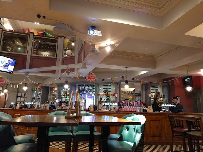 Yates Southampton — Southampton