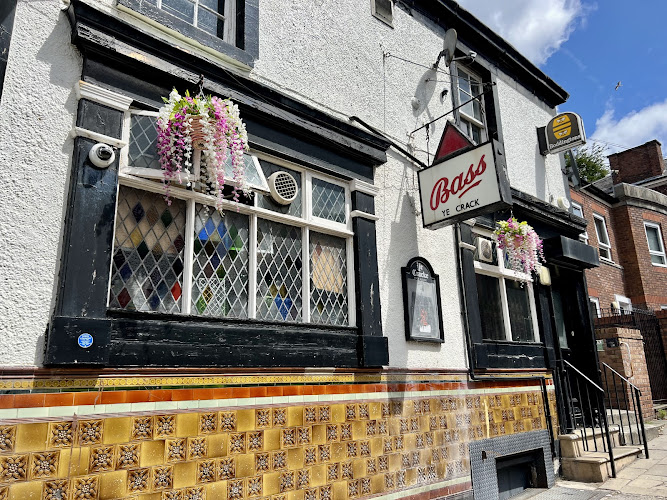 Ye Cracke — Liverpool