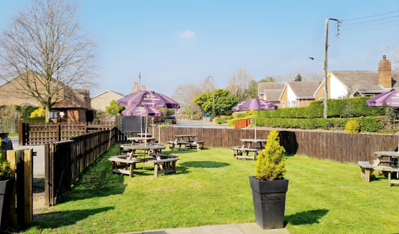 Ye Jolly Farmer Inn