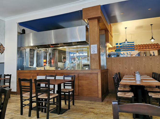 Yianni's