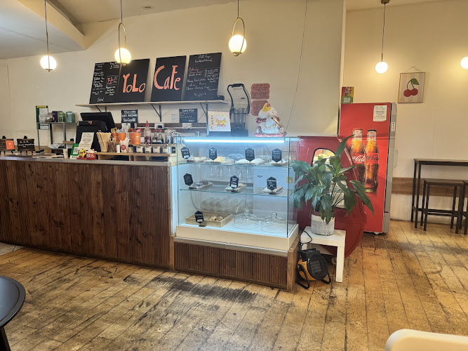 Yolo Cafe