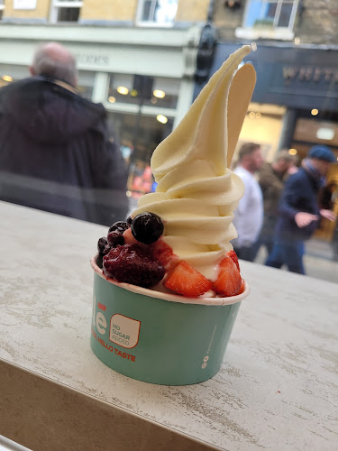 Yolé Desserts Covent Garden — London