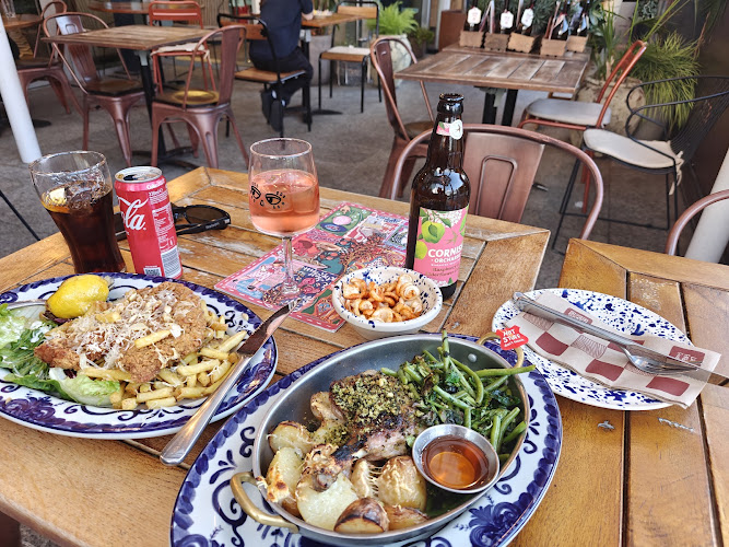 Zizzi - Westfield (White City)